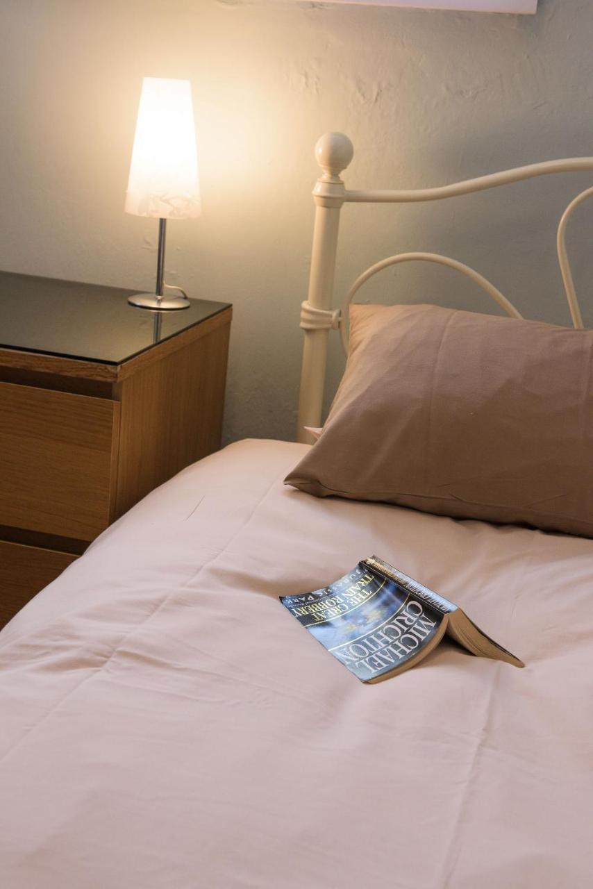 סוואנסי Leonardos Guest House מראה חיצוני תמונה