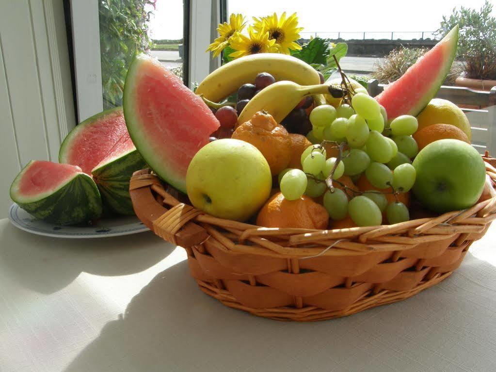 סוואנסי Leonardos Guest House מראה חיצוני תמונה
