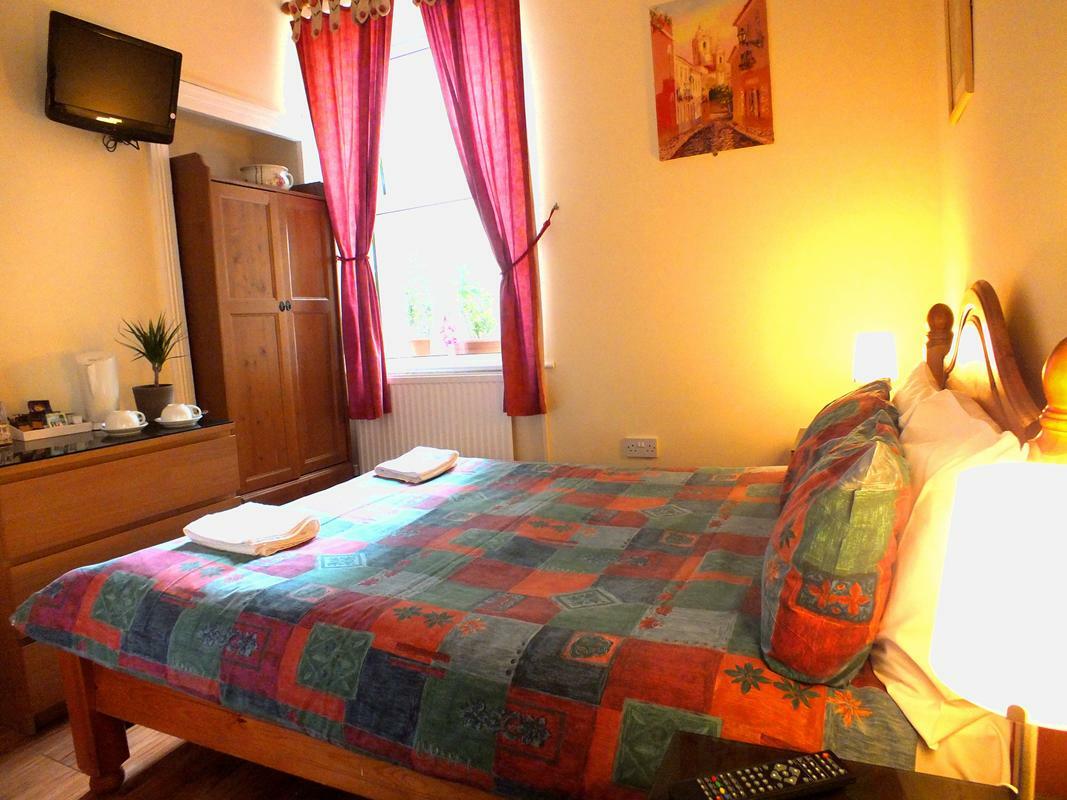 סוואנסי Leonardos Guest House מראה חיצוני תמונה